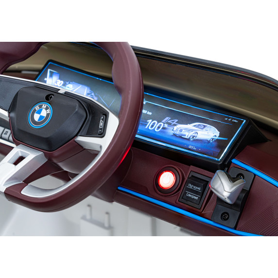 Elektrické autíčko BMW i4 - biele